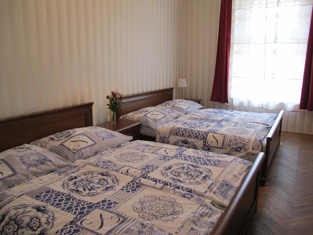 Apartment Near Lesser Town