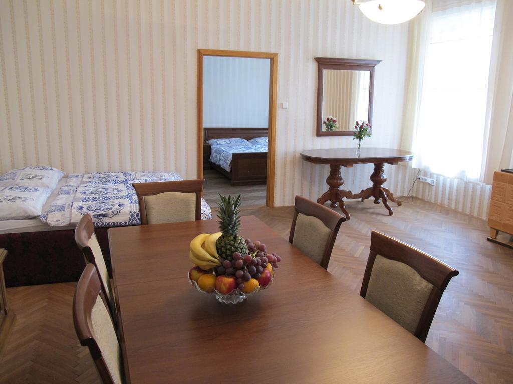 Apartment Near Lesser Town Prag